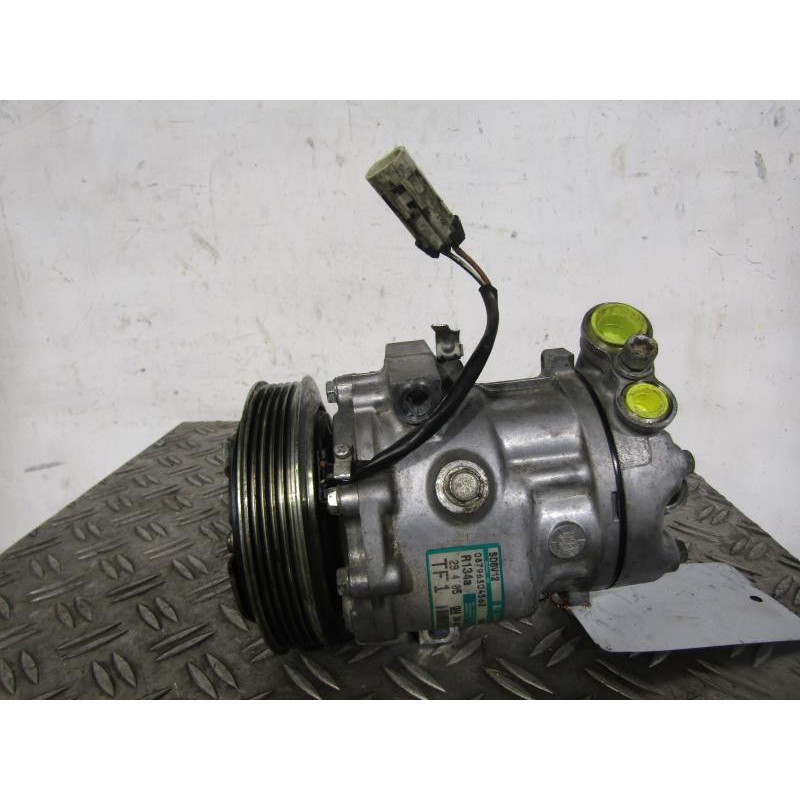 Compresseur clim OPEL CORSA C Photo n°1