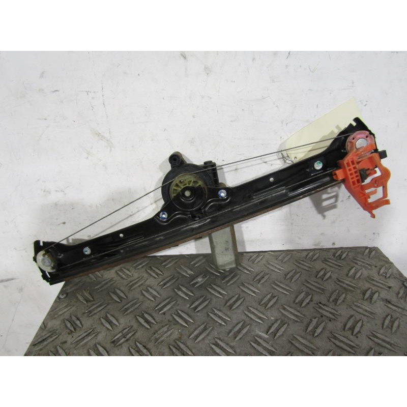 Leve vitre electrique avant gauche FIAT BRAVO 2 Photo n°1