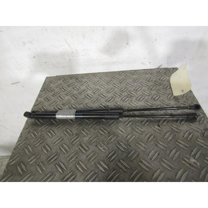 Verin de coffre SEAT IBIZA 4 Photo n°1