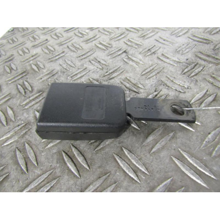 Attache ceinture arriere gauche PEUGEOT 1007