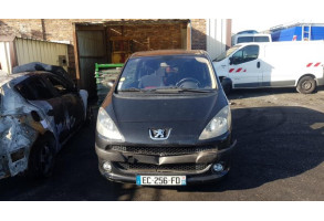 Attache ceinture arriere gauche PEUGEOT 1007 Photo n°8