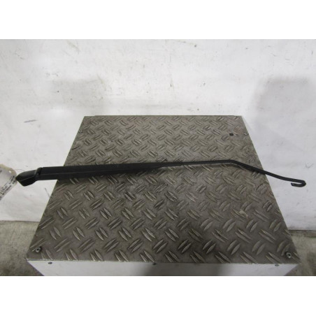 Bras essuie glace avant droit PEUGEOT 1007