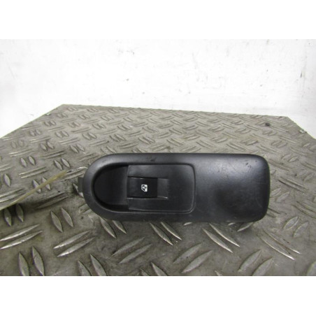 Interrupteur de leve vitre avant droit RENAULT SCENIC 2