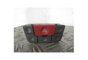 Bouton de warning FIAT PANDA 2 Photo n°1