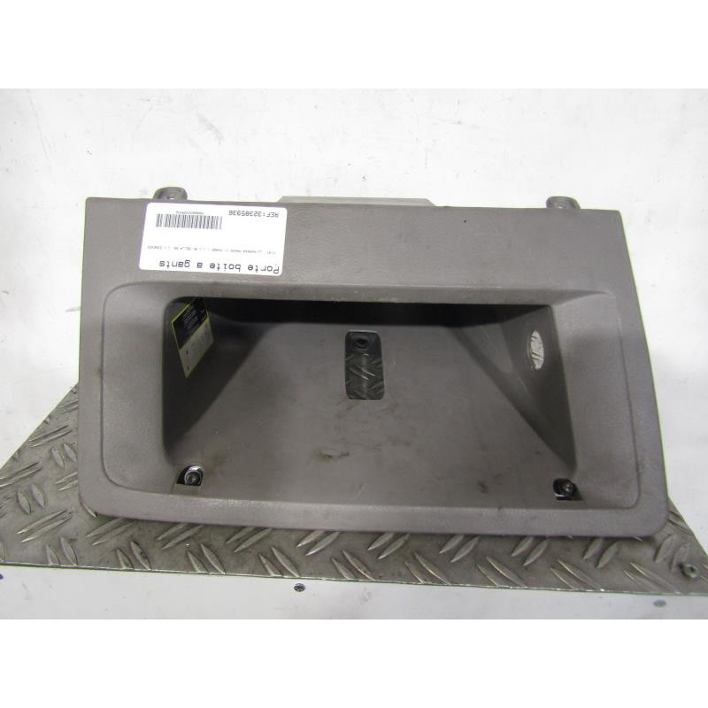 Porte boite a gants FIAT PANDA 2 Photo n°1