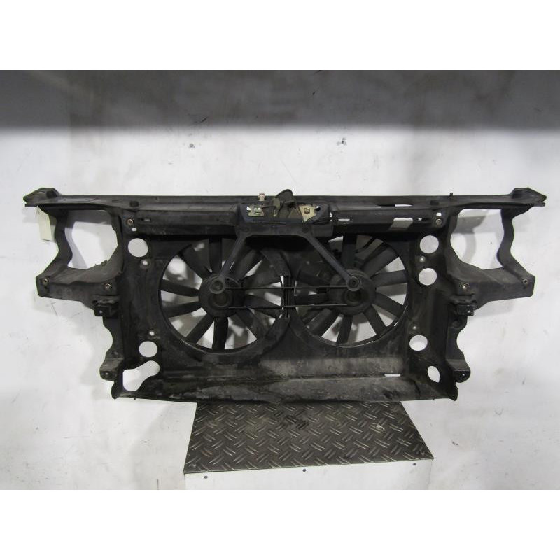 Armature avant, Masque avant VOLKSWAGEN GOLF 3 Photo n°1