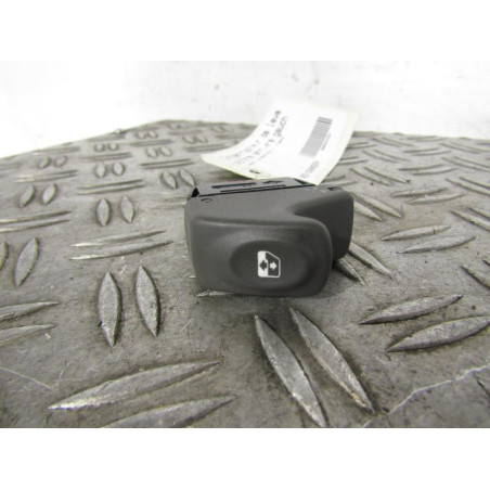 Interrupteur de leve vitre arriere gauche RENAULT SCENIC 1