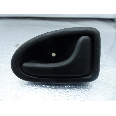 Poignee interieur arriere droit RENAULT SCENIC 1