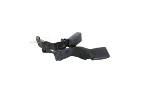 Attache ceinture arriere gauche TOYOTA AVENSIS 2 Photo n°1