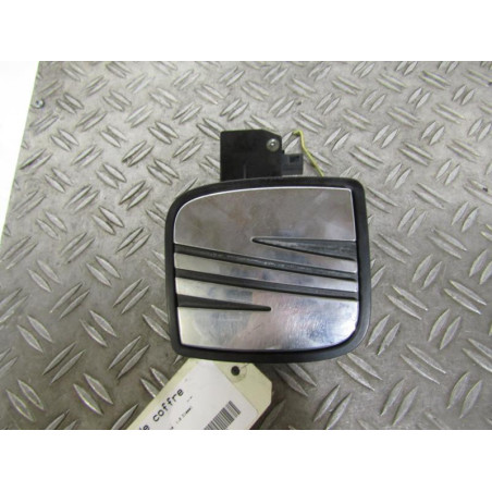 Bouton de coffre SEAT IBIZA 3