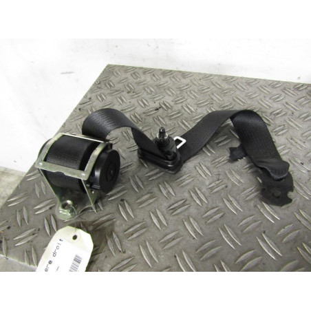 Ceinture arriere droit OPEL CORSA D