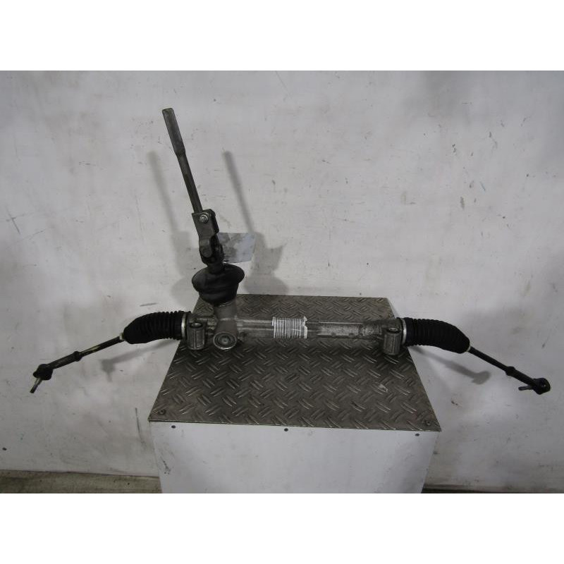 Cremaillere assistee OPEL CORSA D Photo n°1