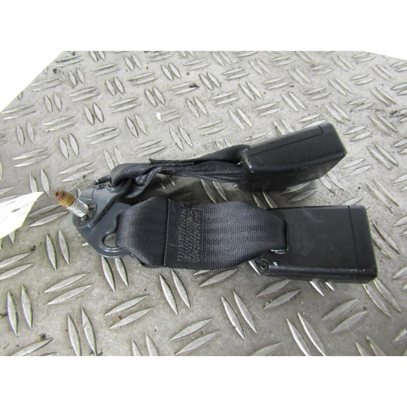 Attache ceinture arriere gauche DACIA SANDERO 2 Photo n°1