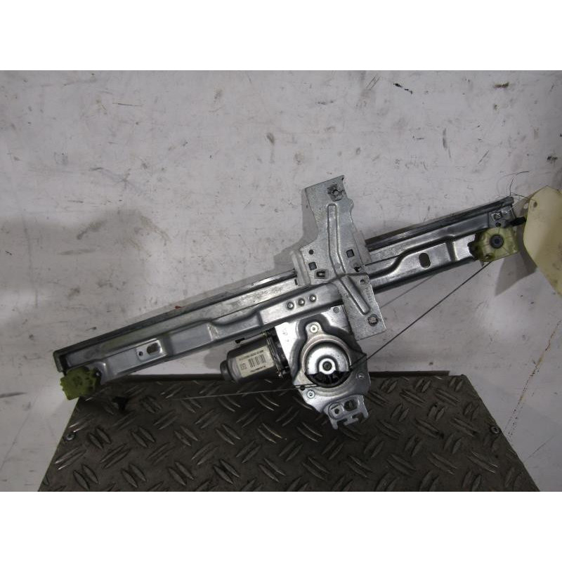 Leve vitre electrique avant droit PEUGEOT 207 Photo n°1