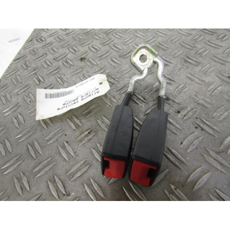Attache ceinture arriere gauche SEAT CORDOBA 2