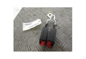 Attache ceinture arriere gauche SEAT CORDOBA 2 Photo n°1