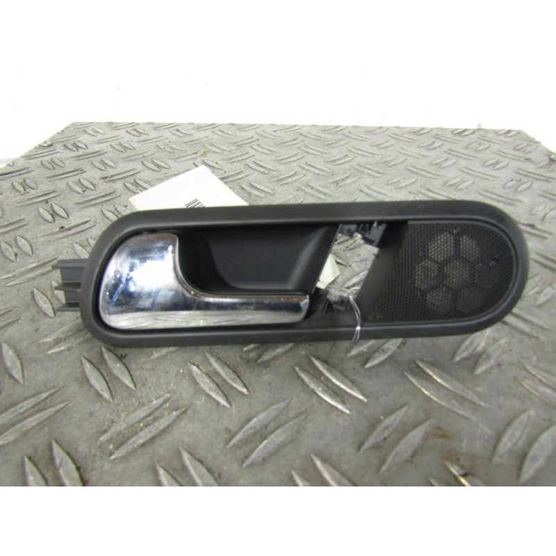 Poignee interieur arriere gauche SEAT CORDOBA 2 Photo n°1