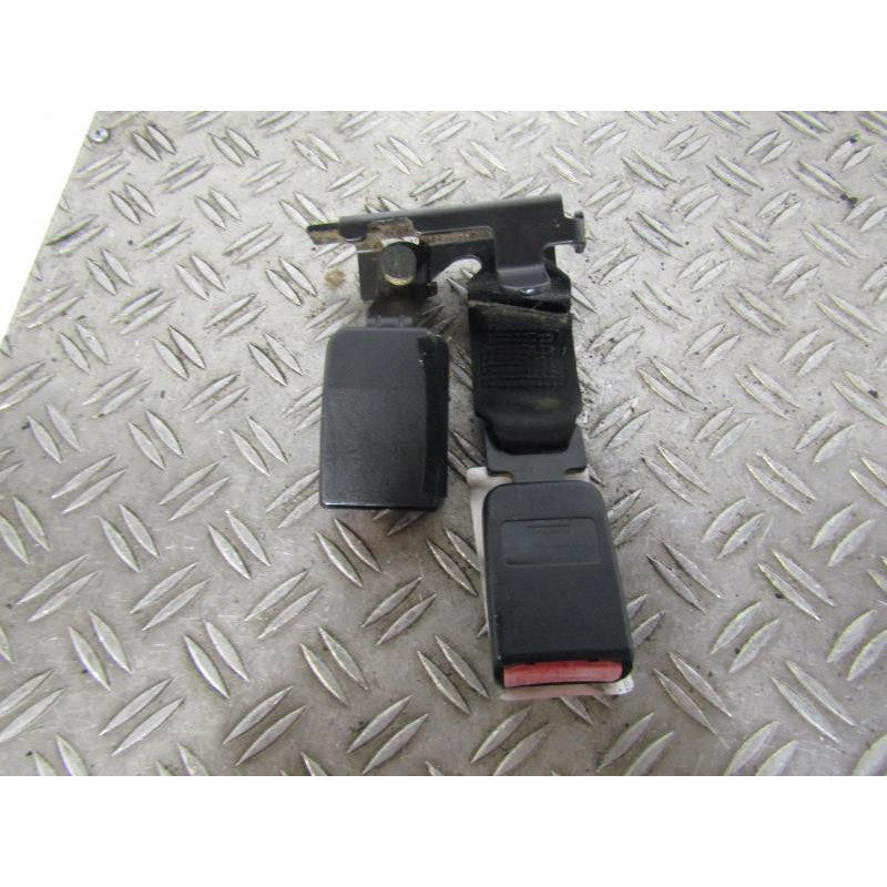 Attache ceinture arriere gauche RENAULT LAGUNA 2 Photo n°1