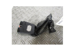 Attache ceinture arriere gauche RENAULT SAFRANE Photo n°1