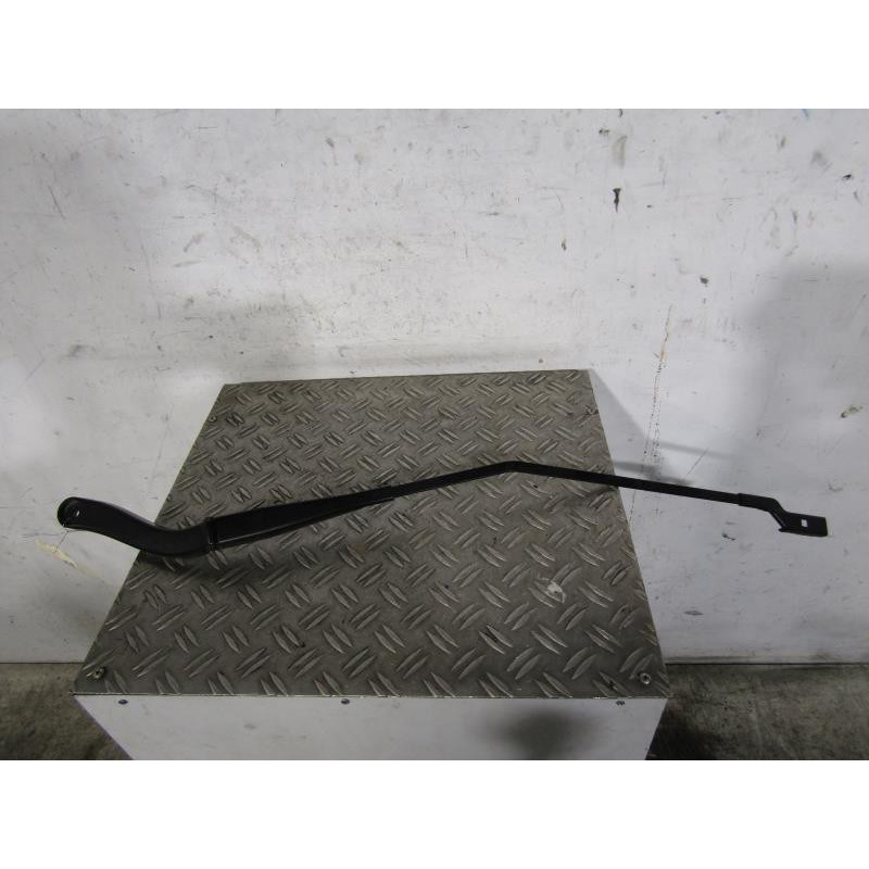 Bras essuie glace avant droit RENAULT TRAFIC 3 Photo n°1