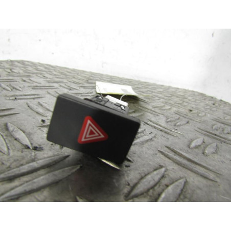 Bouton de warning VOLKSWAGEN GOLF 6
