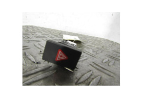 Bouton de warning VOLKSWAGEN GOLF 6 Photo n°1