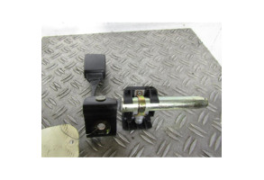 Attache ceinture arriere gauche MERCEDES CLASSE C 203 Photo n°2