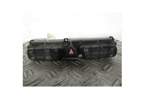 Bouton de warning MERCEDES CLASSE C 203 Photo n°1