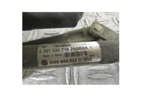 Moteur essuie glace avant droit VOLKSWAGEN GOLF PLUS Photo n°3