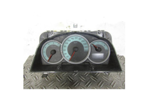 Compteur TOYOTA COROLLA VERSO 2 Photo n°1
