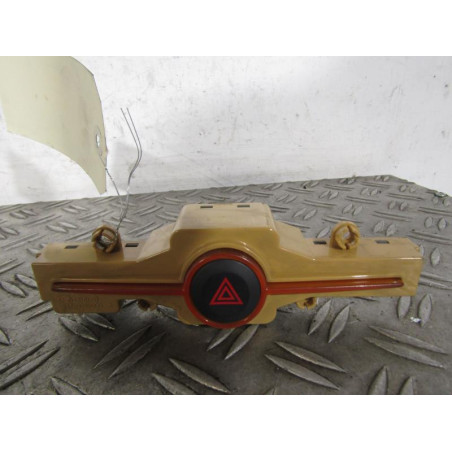 Bouton de warning KIA CARENS 3