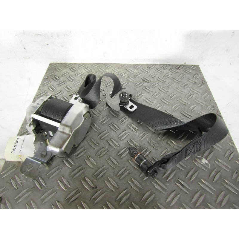 Ceinture avant droit KIA CARENS 3 Photo n°1