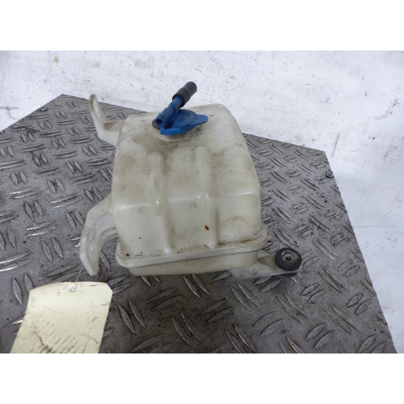 Vase d'expansion KIA CARENS 3 Photo n°1