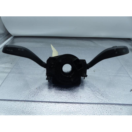 Com (Bloc Contacteur Tournant+Commodo Essuie Glace+Commodo Phare) VOLKSWAGEN POLO 4