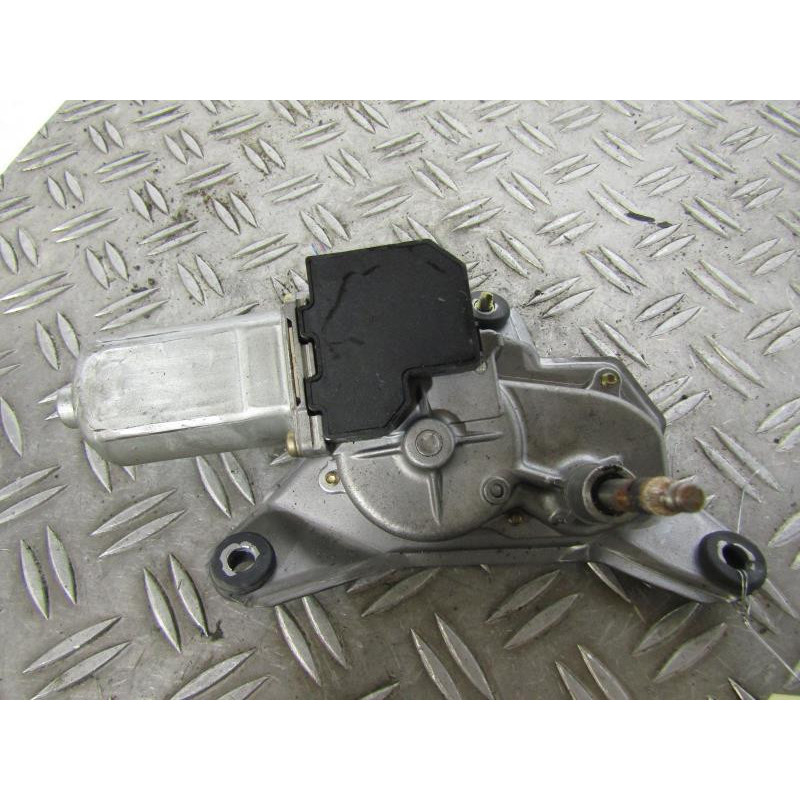 Moteur essuie glace arriere TOYOTA AVENSIS VERSO Photo n°1