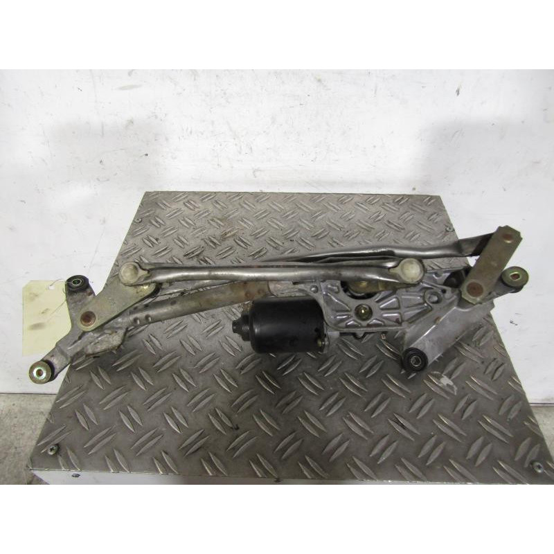 Moteur essuie glace avant TOYOTA AVENSIS VERSO Photo n°1