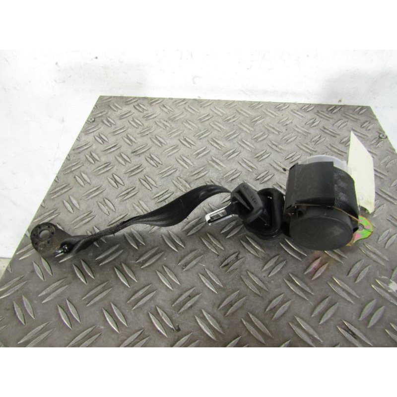 Ceinture arriere gauche VOLKSWAGEN POLO 4 Photo n°1