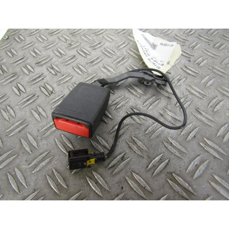 Attache ceinture arriere droit CITROEN C4 GRAND PICASSO 1 Photo n°1