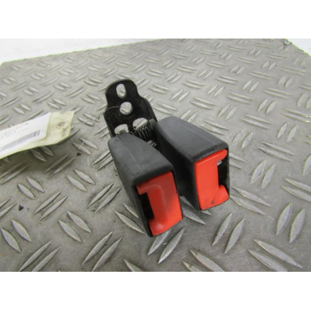Attache ceinture arriere droit FORD FOCUS 2