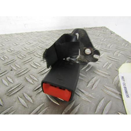 Attache ceinture arriere gauche FORD FOCUS 2