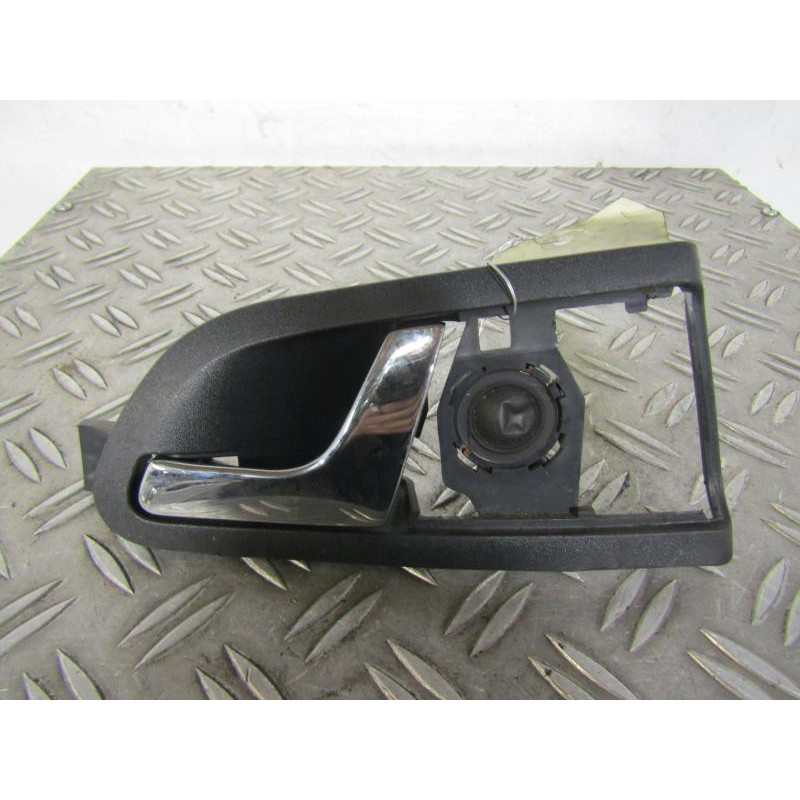 Poignee interieur arriere gauche SKODA OCTAVIA 1 Photo n°1