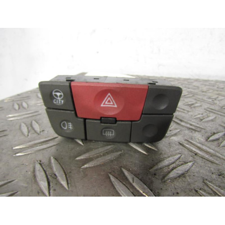 Bouton de warning FIAT PANDA 2