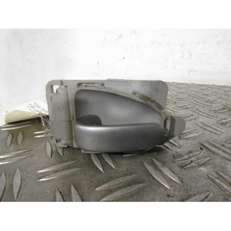 Poignee interieur arriere droit CITROEN XSARA PICASSO