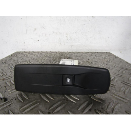 Interrupteur de leve vitre avant droit RENAULT LAGUNA 3