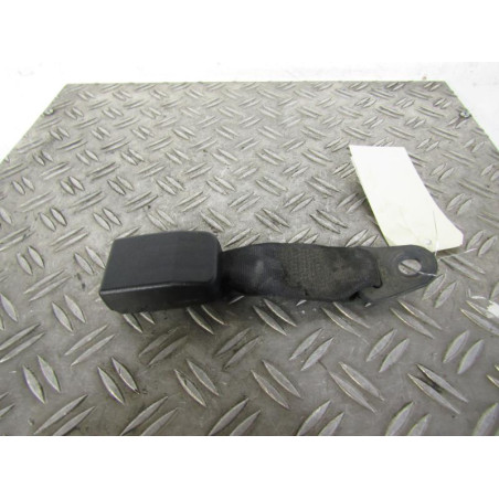 Attache ceinture arriere droit PEUGEOT 206