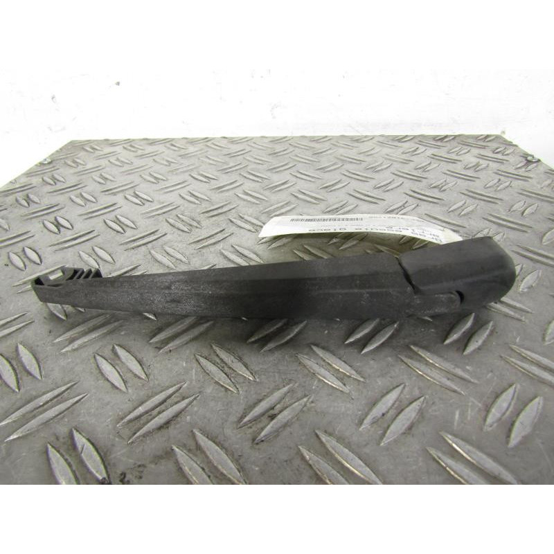 Bras essuie glace arriere TOYOTA RAV4 2 Photo n°1