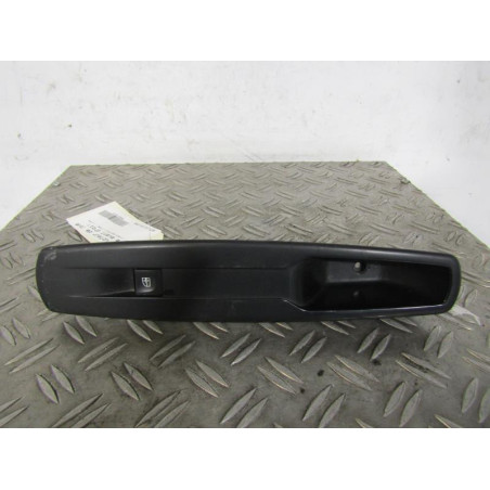 Interrupteur de leve vitre avant droit RENAULT SCENIC 3