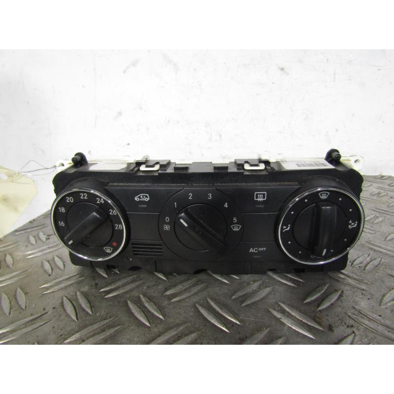 Commande chauffage MERCEDES CLASSE B 245 Photo n°1