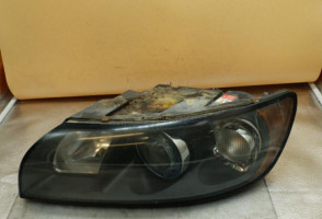 Optique avant principal gauche (feux)(phare) VOLVO S 40 2