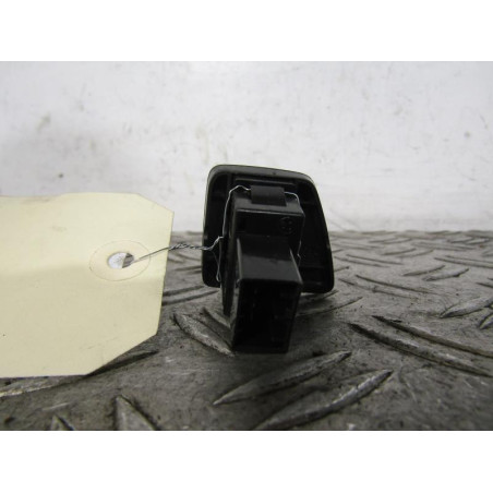 Interrupteur de leve vitre avant droit FIAT 500 2